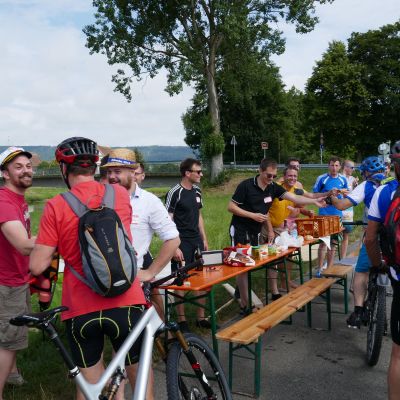 018 Der mit der Kappe heiratet